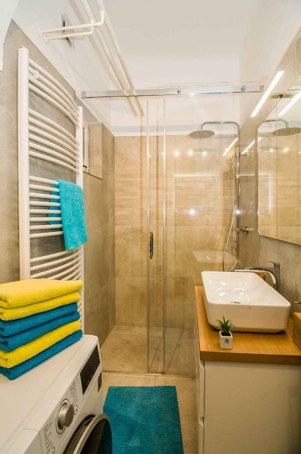 Elegant Central Apartment Liubliana Exterior foto